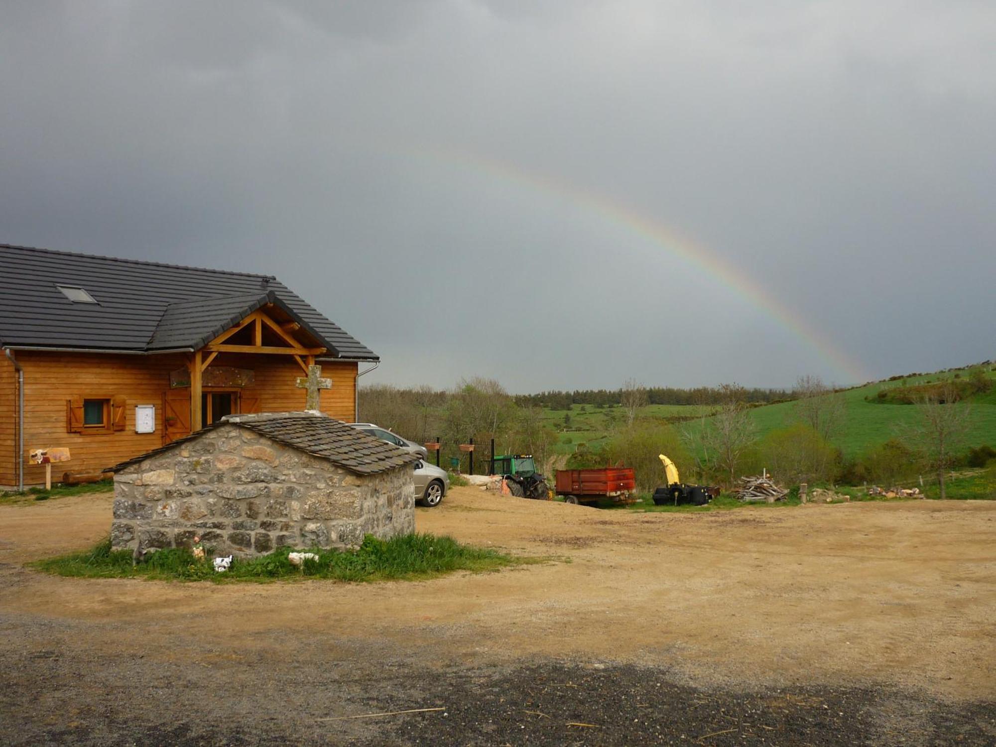 Le Chalet Du Roc La Panouse  Exteriör bild